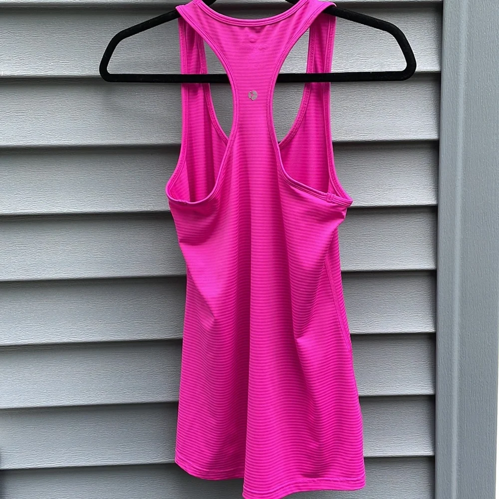 90 Degree Reflex Racerback - Picture 5 of 5